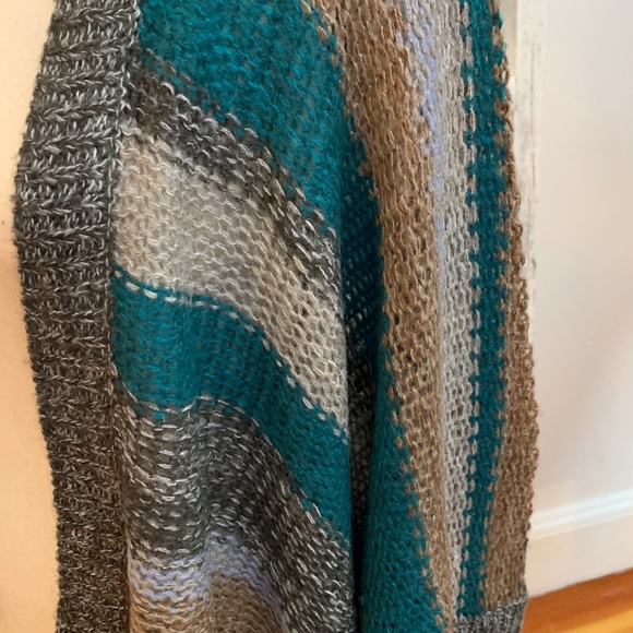 Sapphire Knit Cardigan - Picture 6 of 7